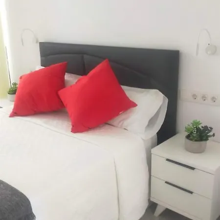 Loft A La Verita River, Parking Free Apartment